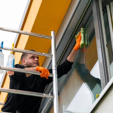 Glas- en gevelonderhoud | SMB Zevenaar Glas- en gevelonderhoud | SMB Zevenaar